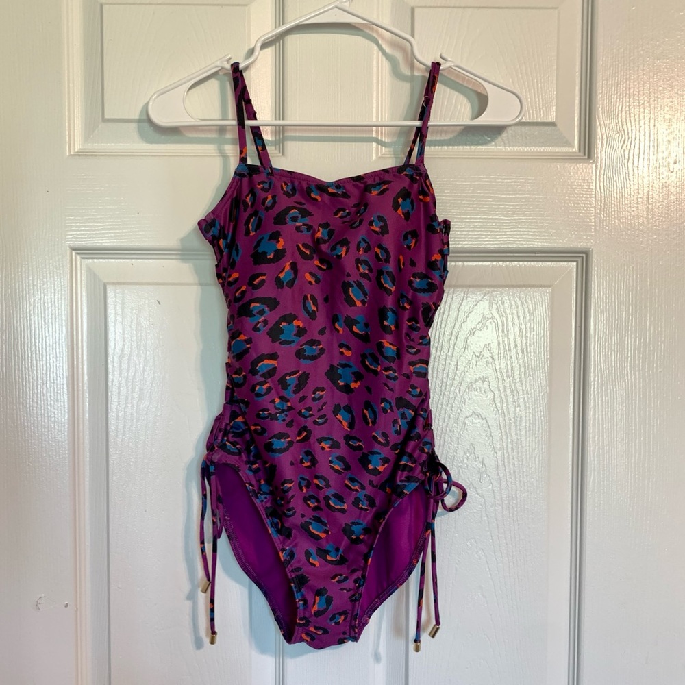 One piece swimsuit